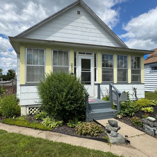 415 Lincoln Ave Se, Bemidji, MN, 56601-3541 | Card Image