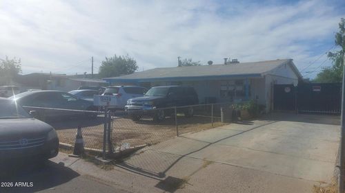 3434 W Monte Vista Road, Phoenix, AZ, 85009 | Card Image