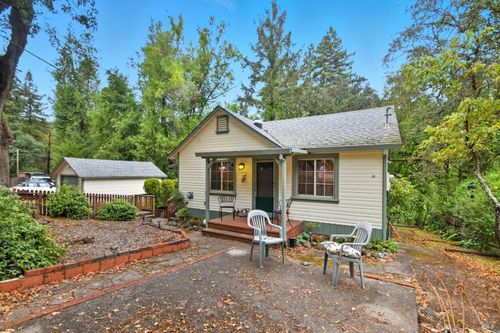 10224 Old River Rd, Forestville, CA, 95436-9277 | Card Image