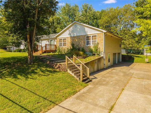 2906 Ne Russell Rd, Kansas City, MO, 64117-2167 | Card Image