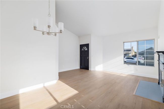 286 Whirlaway St, House other with 3 bedrooms, 2 bathrooms and 2 parking in Perris CA | Image 4