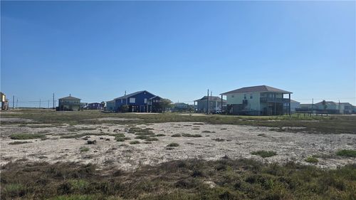246 Kingfish Dr, Rockport, TX, 78382-9352 | Card Image