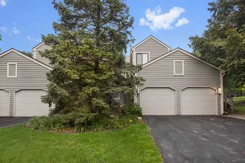 488 White Oak Ln, Lake Barrington, IL, 60010-6234 | Card Image
