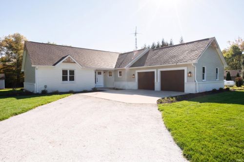 1911 Southworth Branch Road, West Lafayette, IN, 47906 | Card Image