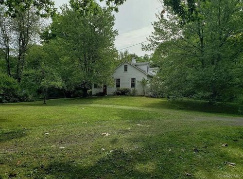 717 Spring Lake Rd, Red Hook, NY, 12571-4014 | Card Image