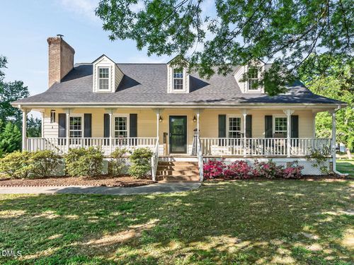 1425 Raybon Dr, Wendell, NC, 27591-9318 | Card Image