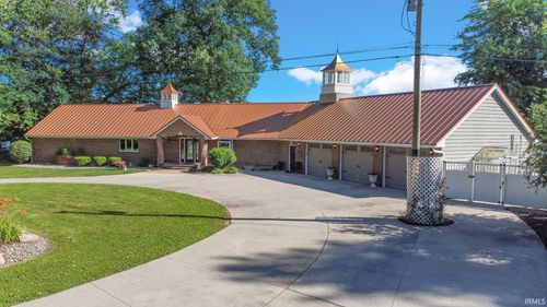 16290 Pretty Lake Rd, Plymouth, IN, 46563-8262 | Card Image