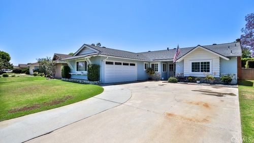 17819 Bay St, Fountain Valley, CA, 92708-4443 | Card Image