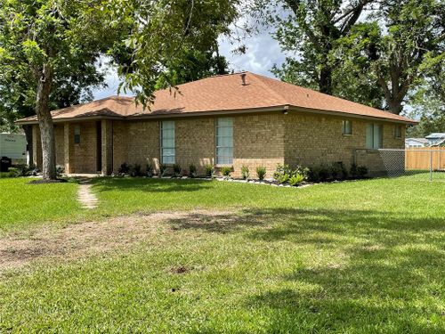 102 Cotton St, Jones Creek, TX, 77541-9710 | Card Image