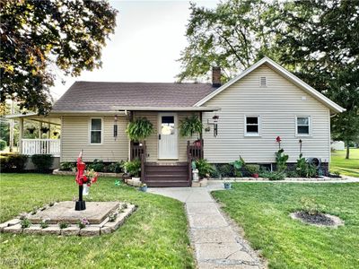 4877 Tallmadge, House other with 2 bedrooms, 1 bathrooms and null parking in Rootstown OH | Image 2