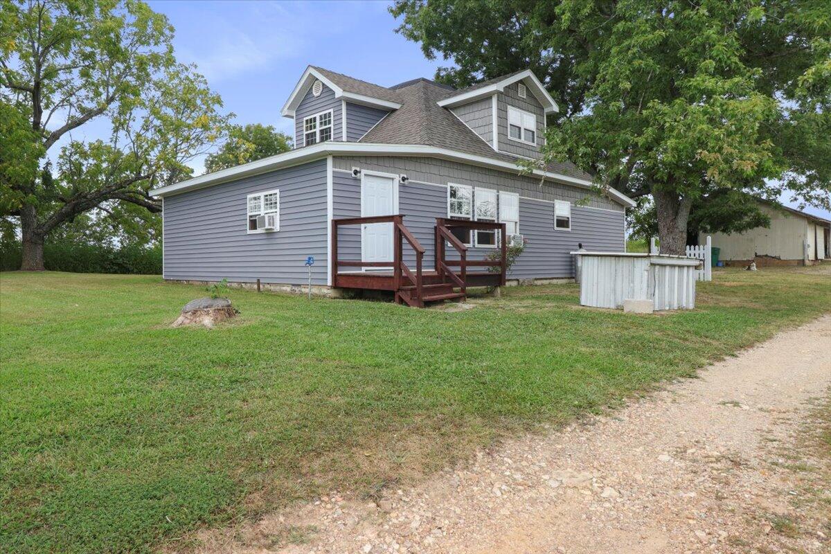 County Road 9460 , Koshkonong, MO 65692