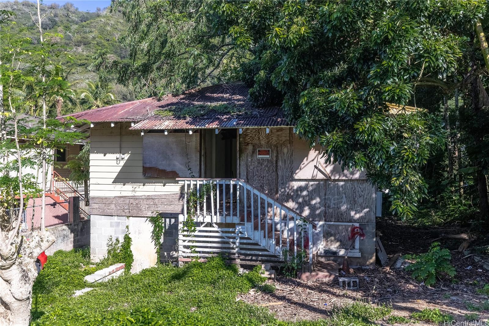 Kalaepaa Dr, Honolulu, HI 96819