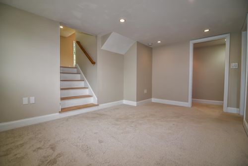 14 Centerville Dr, Salem, NH, 03079-2605 | Card Image