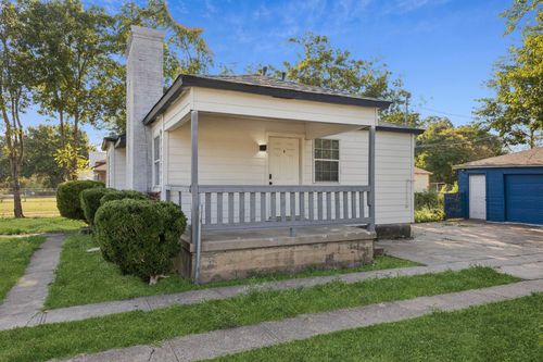 3228 Emmett St, Dallas, TX, 75211-5660 | Card Image