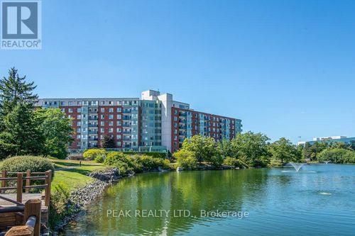 308-30 Blue Springs Dr, Waterloo, ON, N2J4T2 | Card Image