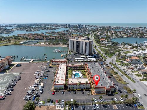 4-10365 Paradise Blvd, TREASURE ISLAND, FL, 33706-3133 | Card Image