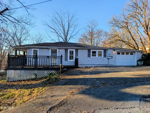 233 Gravely Rd, Kingsport, TN, 37665-1909 | Card Image