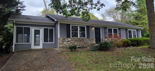 6 Fairway Dr, Asheville, NC, 28805-2406 | Card Image