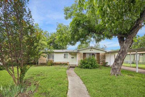 458 Basswood Drive, San Antonio, TX, 78213 | Card Image