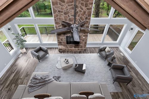 1300 Whispering Hills Cir Nw, Hartselle, AL, 35640-4266 | Card Image