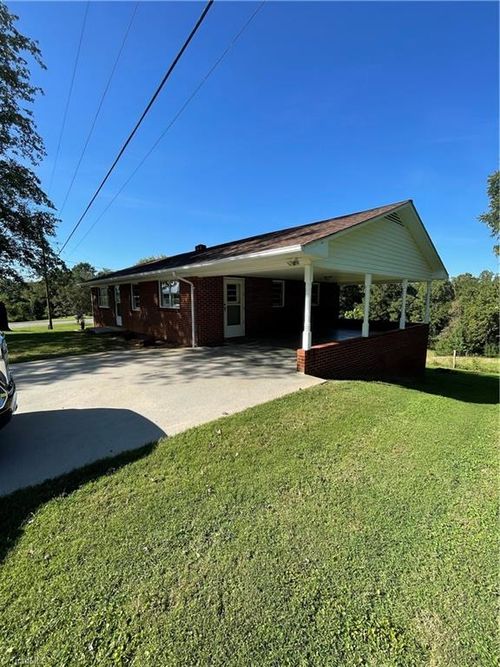 110 Elso Rd, North Wilkesboro, NC, 28659-9217 | Card Image