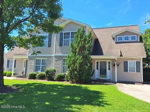 a-2553 Saddleback Dr, Winterville, NC, 28590-9866 | Card Image