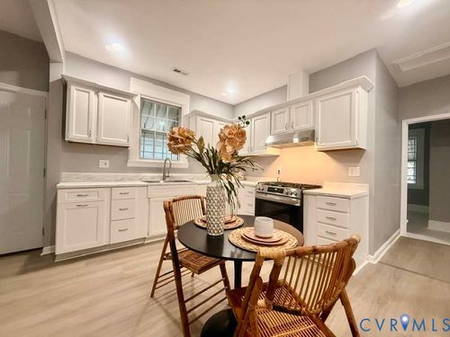 2115 Dinwiddie Ave, Richmond, VA, 23224-5223 | Card Image