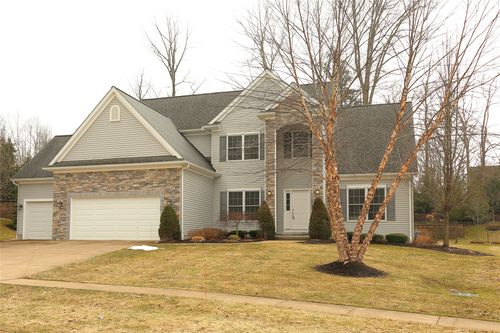 4355 Stone Creek Dr, Erie, PA, 16506-7041 | Card Image