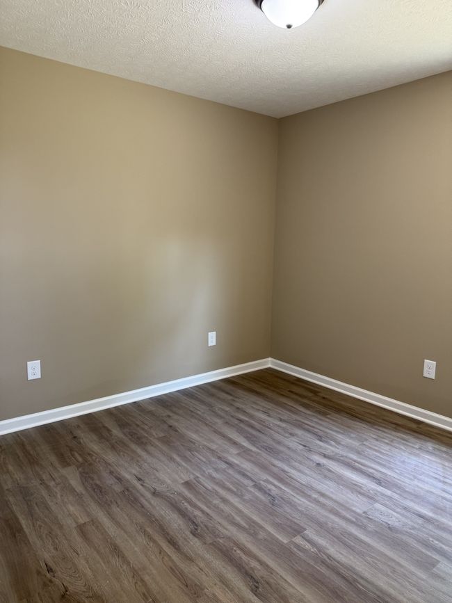 131 Hesselly Rd, House other with 3 bedrooms, 2 bathrooms and 2 parking in Decherd TN | Image 5