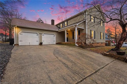 4518 Oak Hollow Dr, High Point, NC, 27265-9692 | Card Image