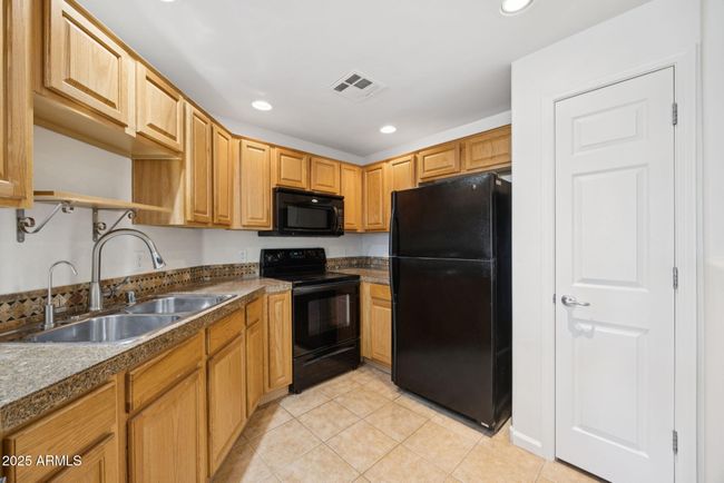 3198 - 14000 N 94 Th St, Condo with 2 bedrooms, 2 bathrooms and null parking in Scottsdale AZ | Image 8