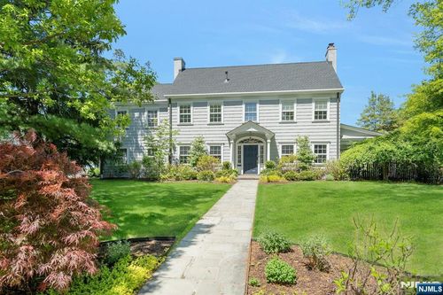 212 Midland Avenue, Montclair, NJ, 07042 | Card Image