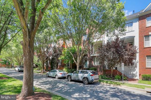 303 Garden View Sq, ROCKVILLE, MD, 20850-6094 | Card Image