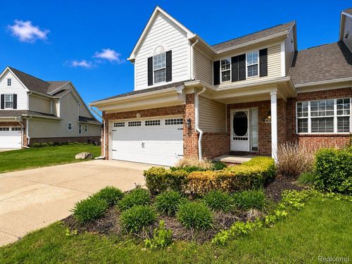 4392 Navin Field Ln, Troy, MI, 48085-5732 | Card Image