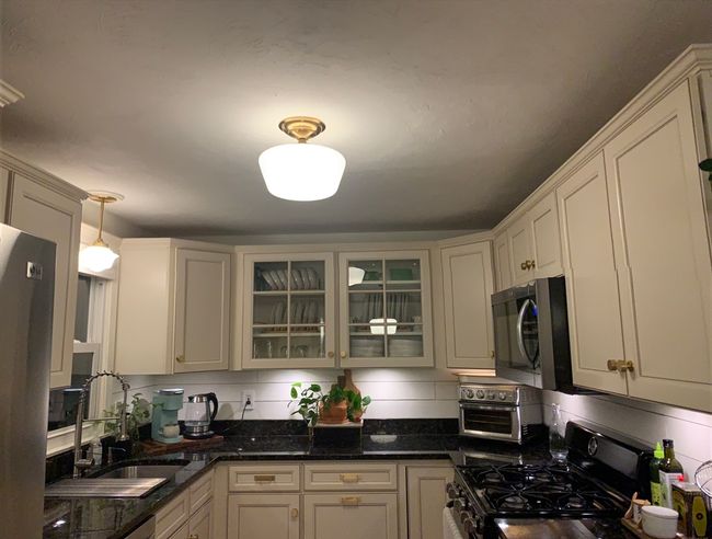 APT-8 - 1 Magnum Ct, Condo with 2 bedrooms, 2 bathrooms and 2 parking in Smithfield RI | Image 5