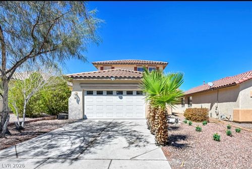 8438 Regal Hills Ct, Las Vegas, NV, 89117-9173 | Card Image