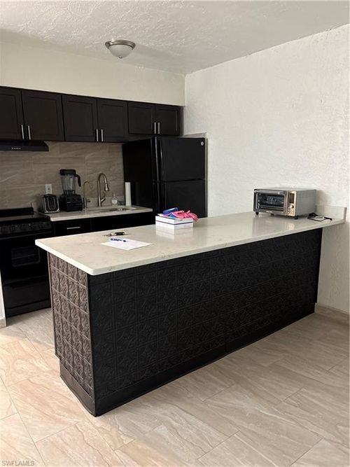 apt-5-830 Wiggins Pass Rd, NAPLES, FL, 34110-6109 | Card Image