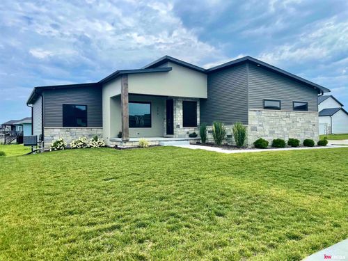 740 W Panorama Road, Lincoln, NE, 68523 | Card Image
