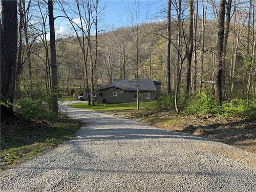 13975 Township Road 14, Glenmont, OH, 44628-9757 | Card Image