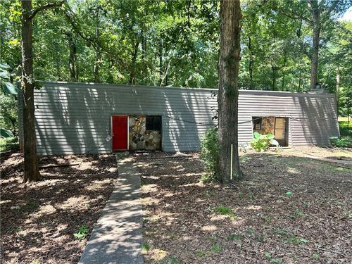 131 Nicole Cir, Athens, GA, 30606-1138 | Card Image