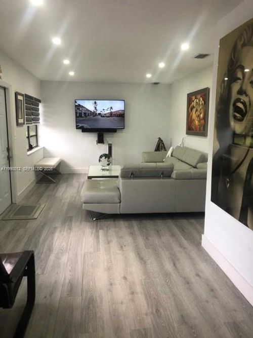 18200 Sw 262nd St, Homestead, FL, 33031-1832 | Card Image