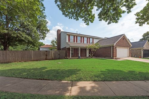 5520 Big Bend Dr, Fort Worth, TX, 76137-4440 | Card Image
