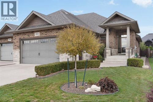 212 Woodycrest Ave, Kingsville, ON, N9Y0B8 | Card Image