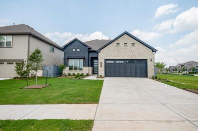 Beautiful NEW CONSTRUCTION home that is move in ready. Never lived in. Full of upgrades! | Image 1