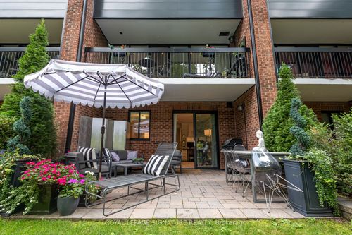 b2-142 Pears Ave, Toronto, ON, M5R1T2 | Card Image