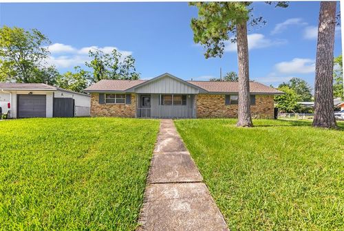 7202 Pinetex Dr, Humble, TX, 77396-2660 | Card Image