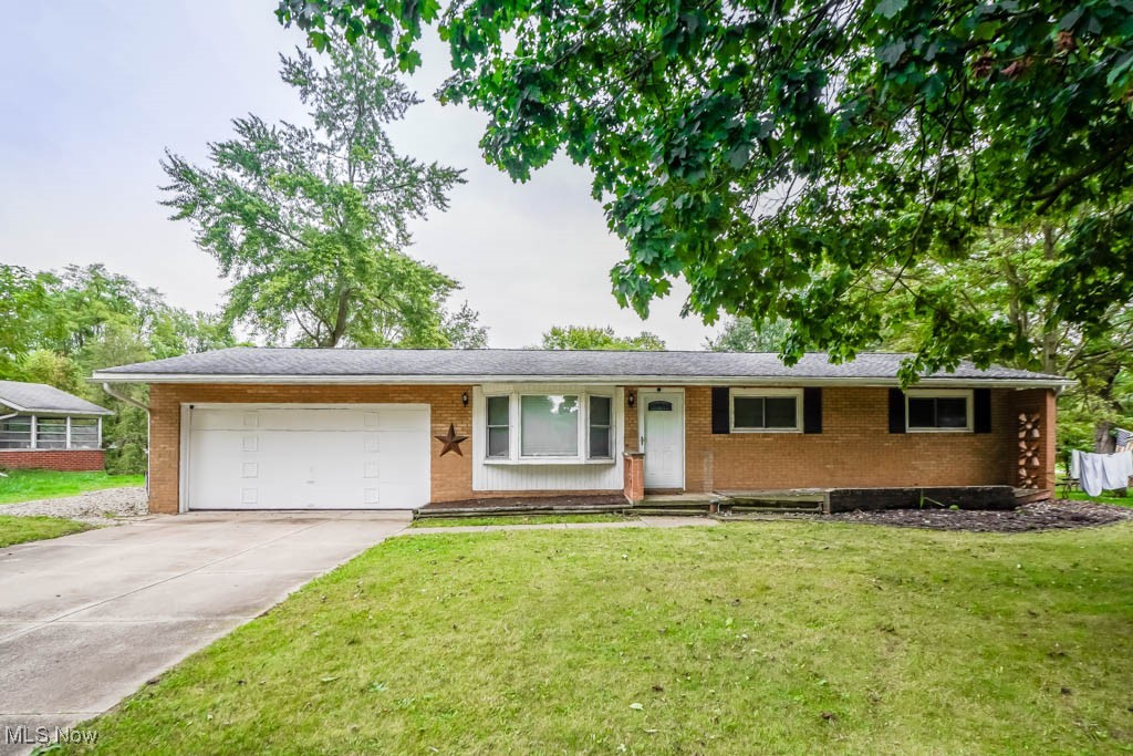 Spring Grove Ave, Canal Fulton, OH 44614