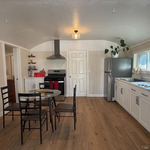 313 W Church Street, Ukiah, CA, 95482 | Card Image