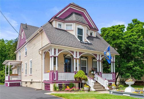 202 Main St, Brockport, NY, 14420-2247 | Card Image
