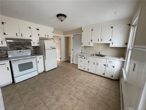 96 Gridley St, Bristol, CT, 06010-6206 | Card Image